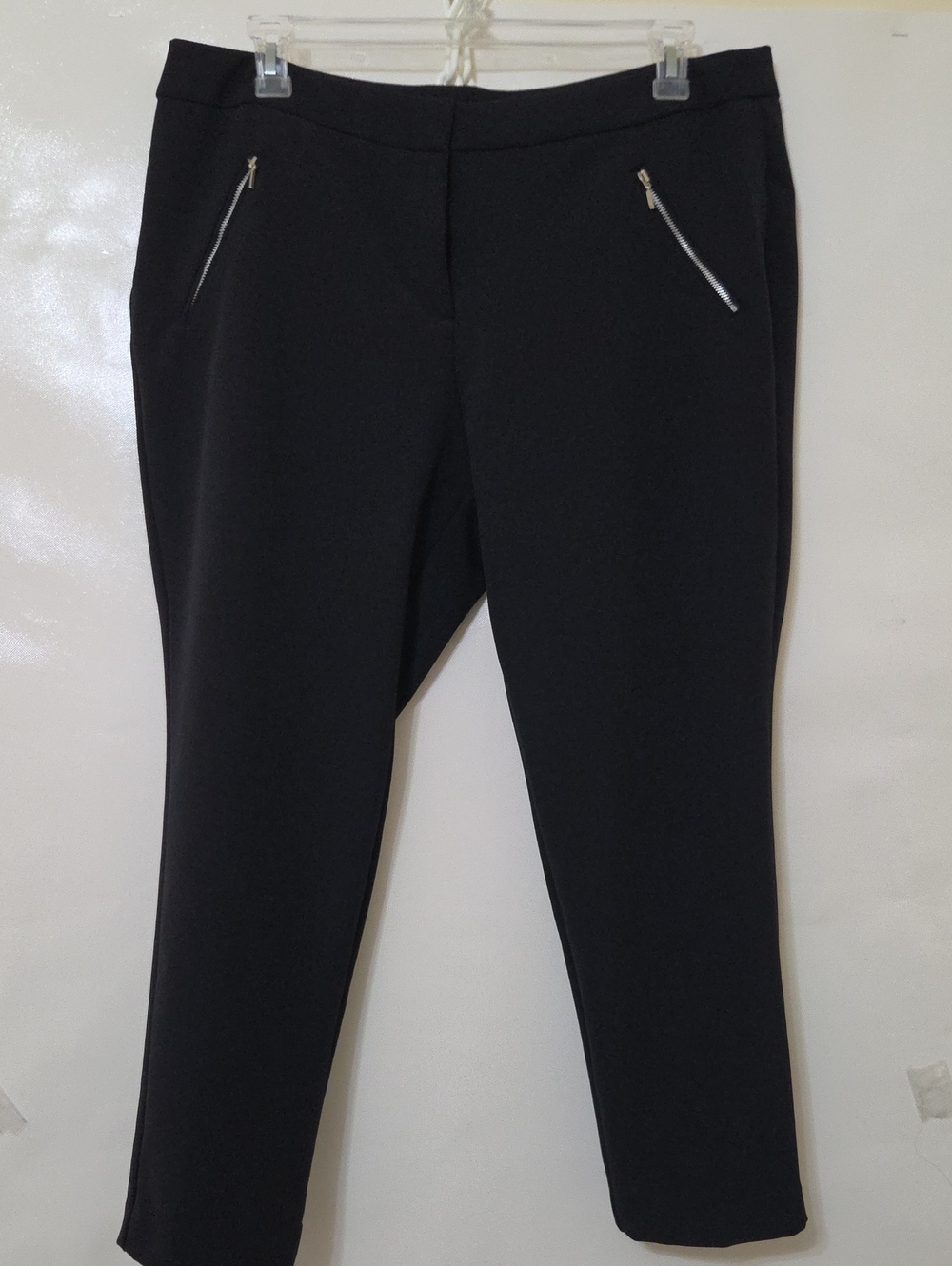 Worthington Women's Black Slim Ankle Pants with Zip Pocket Detail - Size 18W